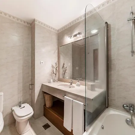 Ajuda Iii By An Island Apartment *