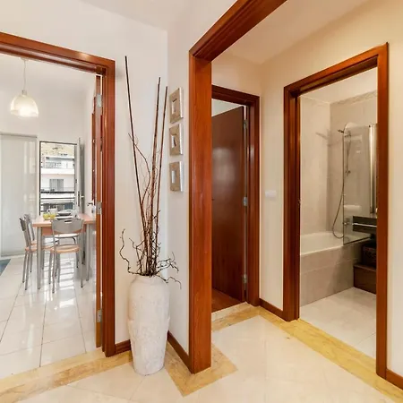 Ajuda Iii By An Island * Funchal (Madeira)