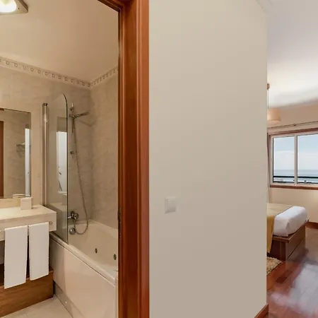 Ajuda Iii By An Island *