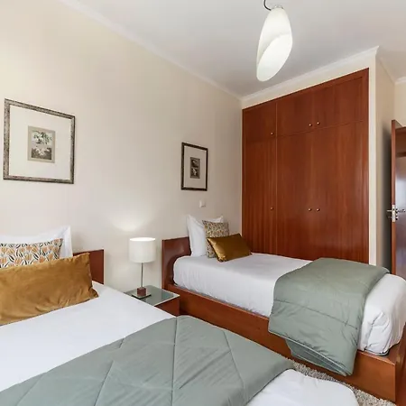 Апартаменты Ajuda Iii By An Island *