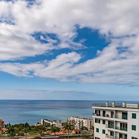 Ajuda Iii By An Island Apartman Funchal