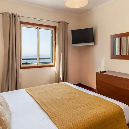 Ajuda Iii By An Island Funchal (Madeira)