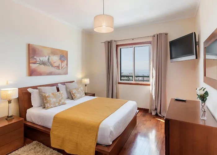 Apartment Ajuda Iii By An Island