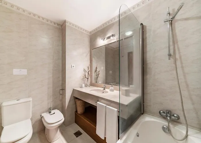 Ajuda Iii By An Island Apartment *